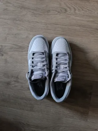 Nike Dunk Low Retro Gris Blanco Talla 40.5 (7.5)