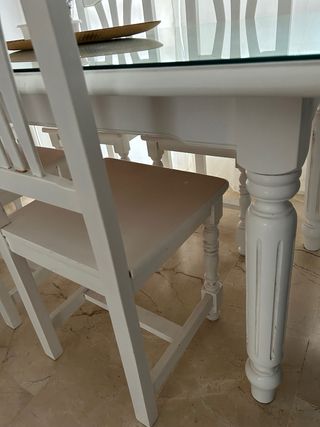 Mesa comedor y sillas madera