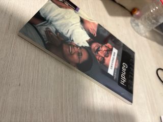 Oxford Bookworms Factfiles: Gandhi: Level 4: 14...