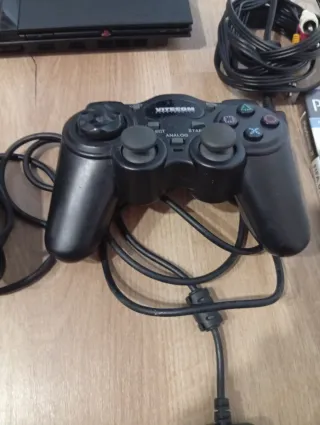 Consola PlayStation 2 Negra + Accesorios
