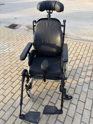 Silla de ruedas Breezy Relax 2