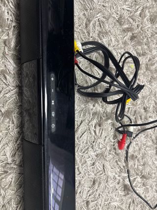 Barra de sonido negra