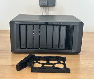 NAS SYNOLOGY DS1821+ con 32 GB RAM