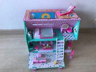 Casa de muñecas Amicicci rosa y verde