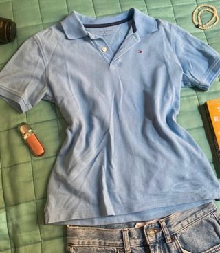 Polo Tommy Hilfiger azul talla S