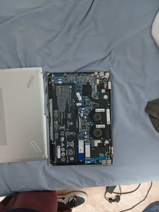 HP Pavilion 13-an0001ns Plata con defectos