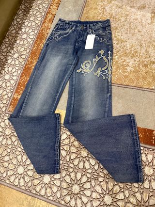 Jeans svasati stile Y2K