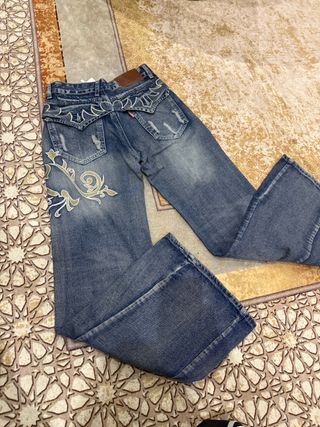 Jeans svasati stile Y2K