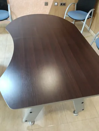 Mesa de oficina madera y metal