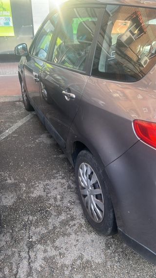 Renault Grand Scenic 2010
