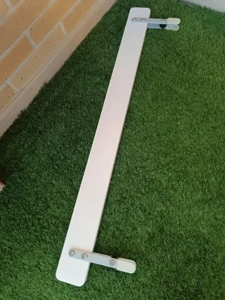 Barra protectora cama Ikea