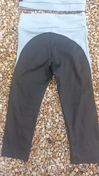 Conjunto deporte top y mallas