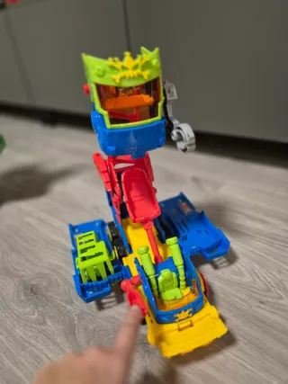 Superthings Camión Mr. King