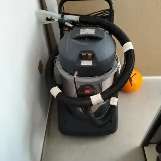 Máquina profesional tapicerías