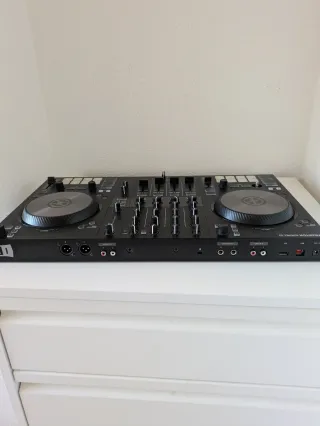 Controladora Traktor S3 + Flightcase