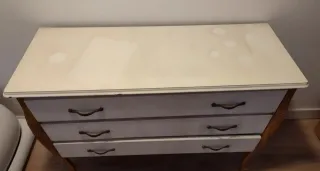 Cómoda vintage de 3 cajones