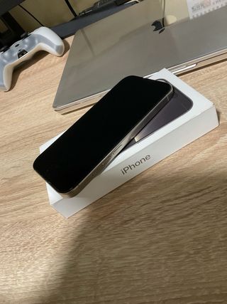 iPhone 16 Pro Gris