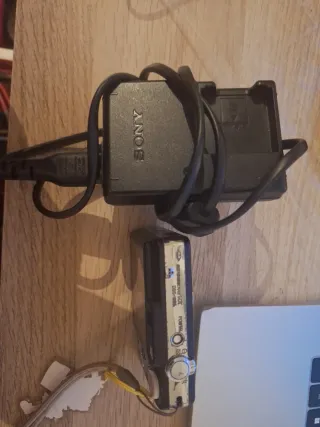 Cámara Sony Cybershot DSC-W55 Negra.