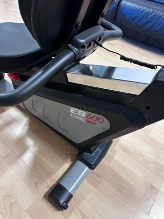 Bicicleta Estática Recostada Sportstech ES600Nueva