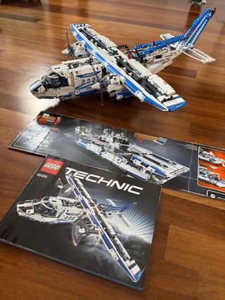 LEGO Technic 42025 Aereo Cargo