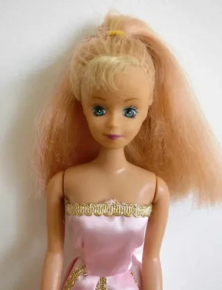 Boneca Barbie Princesa | Vestido cor-de-rosa