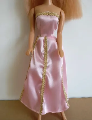 Boneca Barbie Princesa | Vestido cor-de-rosa