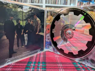 CD Kaiser Chiefs The Future Is Mediev