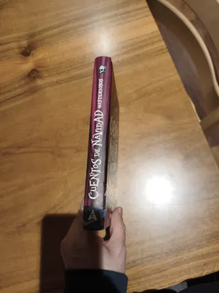 Cuentos de Navidad misteriosos (Clásicos ilustr...