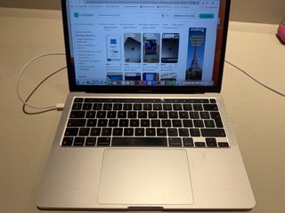 MacBook Pro 13 16GB RAM 500GB SSD