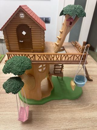 Casa del árbol Sylvanian Families