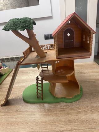 Casa del árbol Sylvanian Families