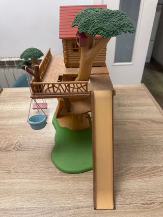 Casa del árbol Sylvanian Families