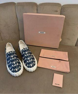 Miu Miu Zapatillas Logo Canvas Blu e Bianco