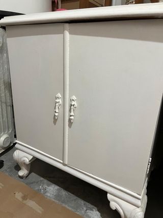 Juego de 2 mesillas de madera maciza - vintage