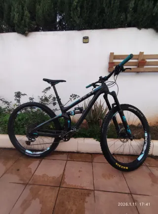 Yeti SB5.5 29 carbono