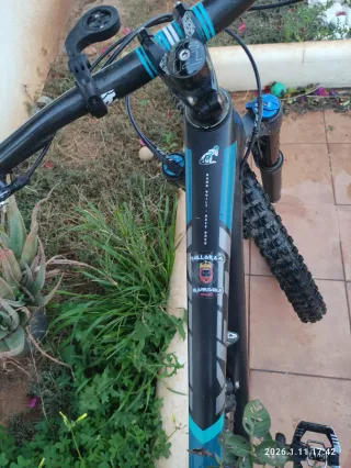 Yeti SB5.5 29 carbono