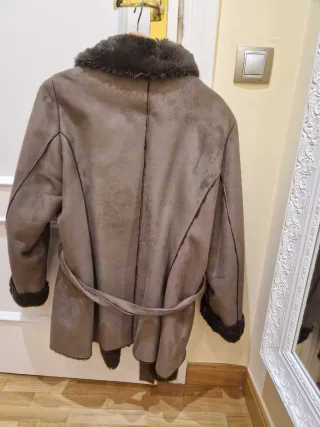 Chaquetón Cortefiel Talla L