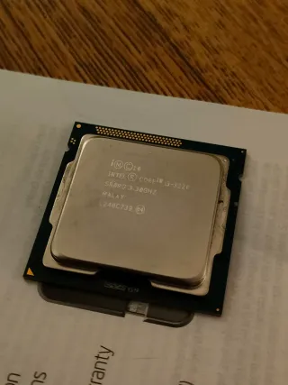 Intel Core i3-3220 CPU