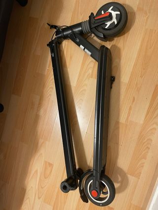 Patinete eléctrico casi nuevo