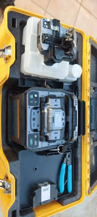 Fusionadora Fibra Óptica Fujikura 90S+