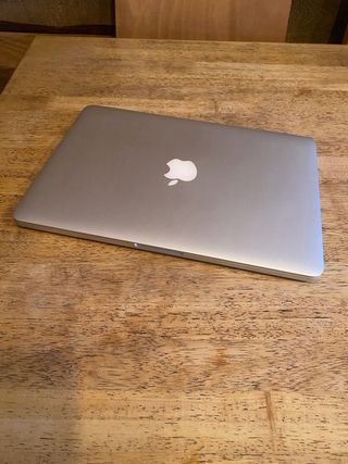 MacBook Pro A1502 SSD ampliato. Batteria nuova.