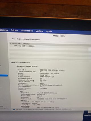 MacBook Pro A1502 SSD ampliato. Batteria nuova.