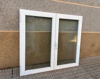 Ventana aluminio 137x122