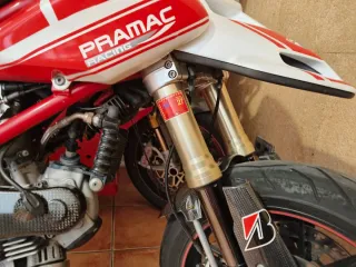 Ducati Hypermotard 1100S