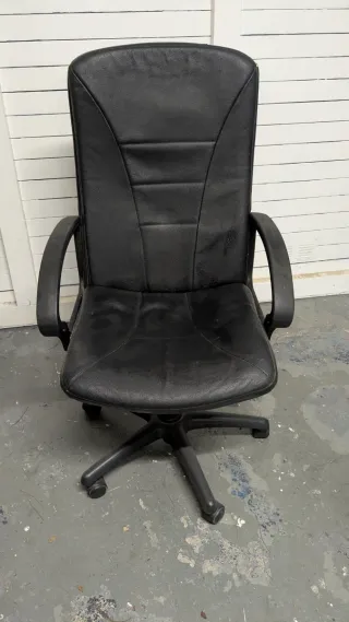 Regalo Silla de oficina negra