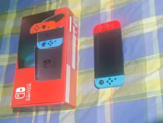 Nintendo Switch + 7 Juegos
