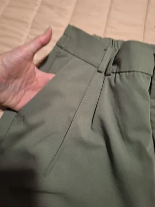 Pantalón jogger verde