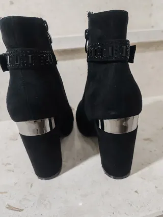 Stivaletti Lora Ferris eleganti tacco 10