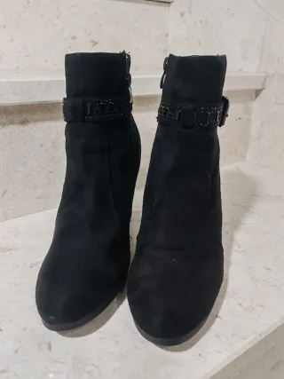 Stivaletti Lora Ferris eleganti tacco 10