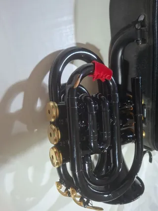 Trompeta Pocket Negra